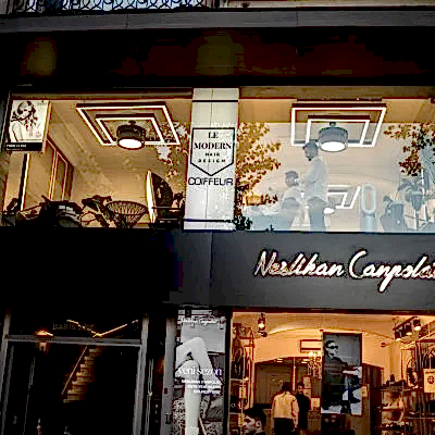 LE MODERN SALON OUTSİDE